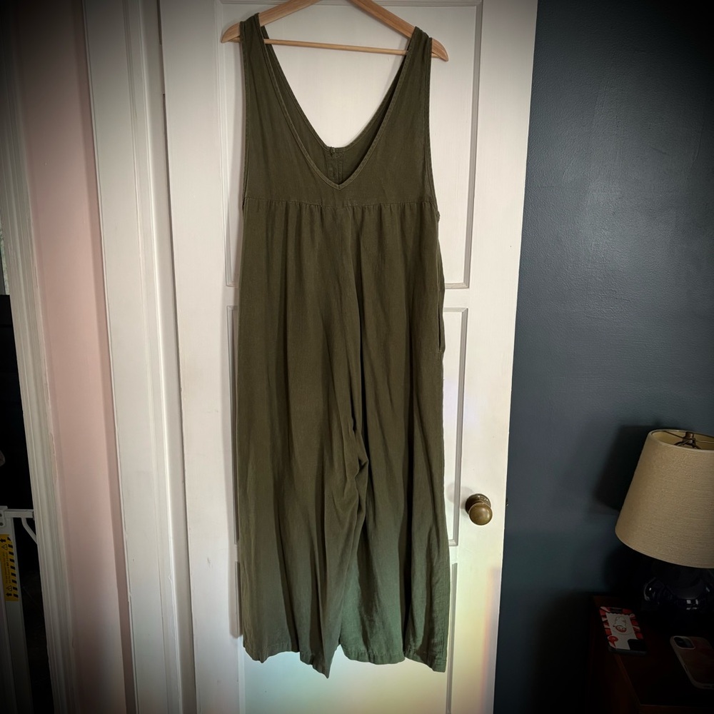 Longway Sunset Linen Jumper | Olive | Small - Picture 2 of 9